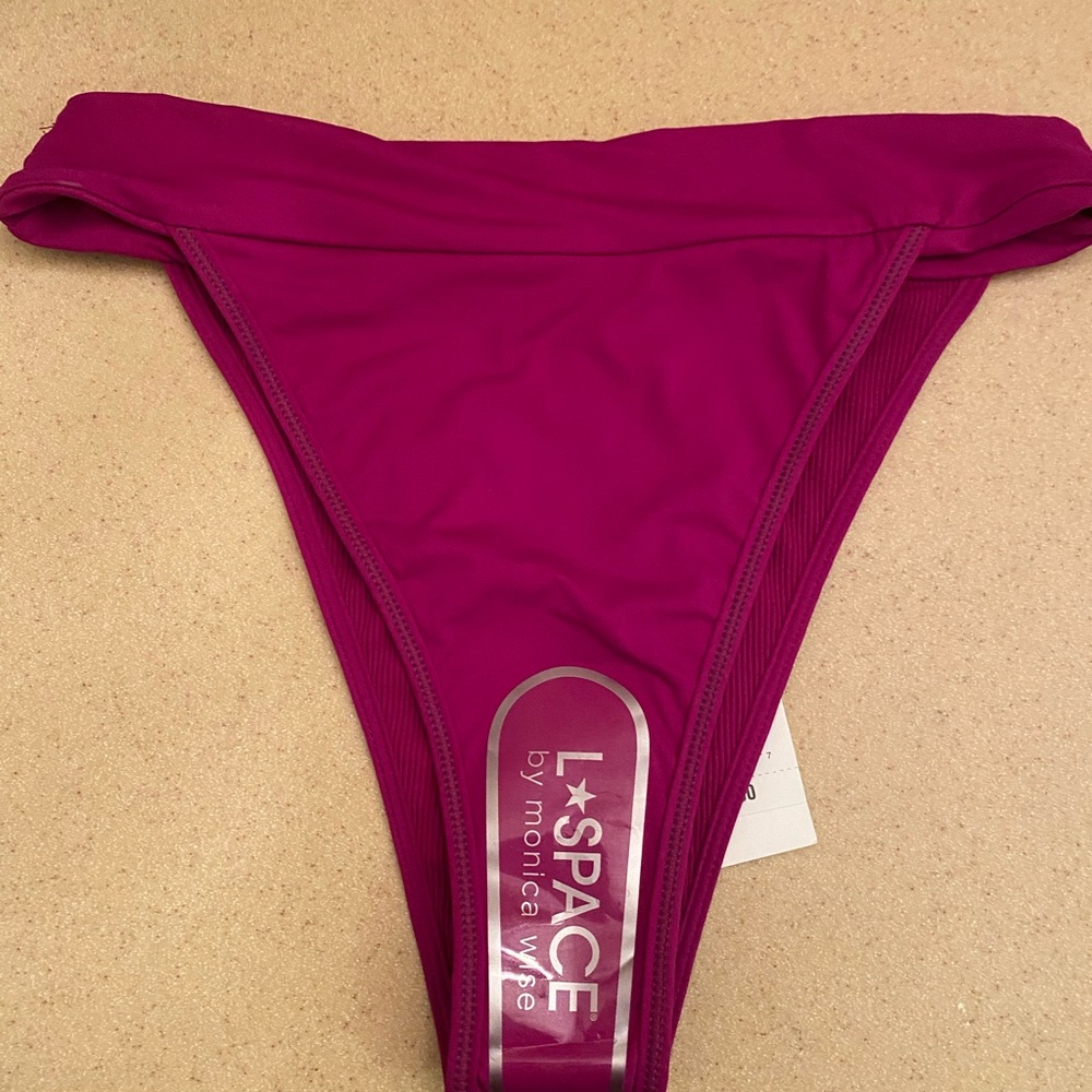 NWT L*SPACE Ribbed Lola Bikini Bottom Berry - Picture 4 of 5